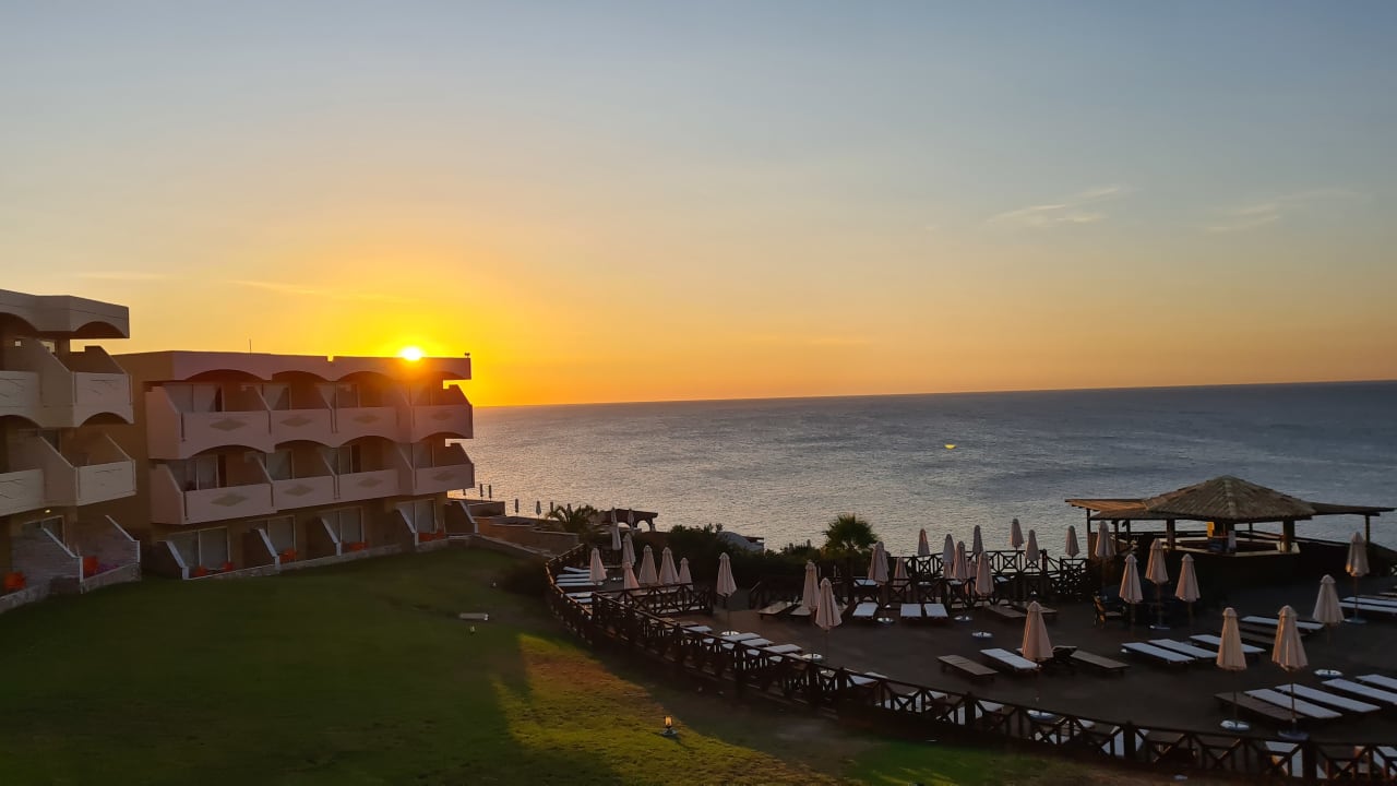 Ausblick Hotel Kalithea Horizon Royal