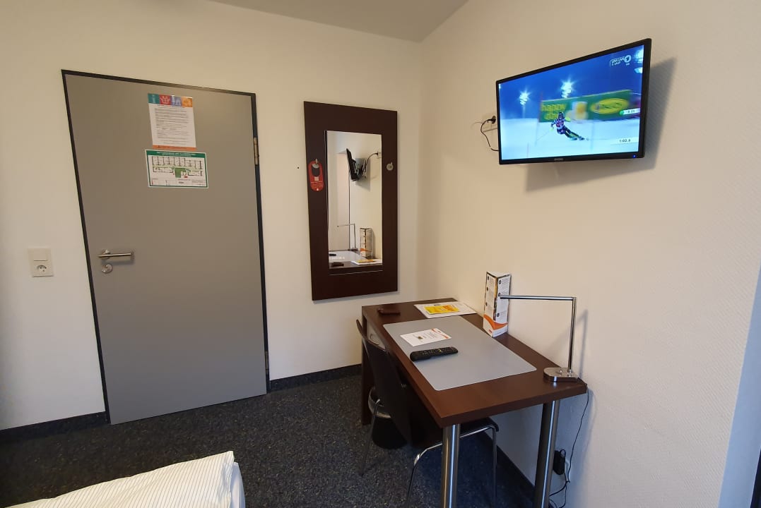 Zimmer Jugendherberge Köln Riehl