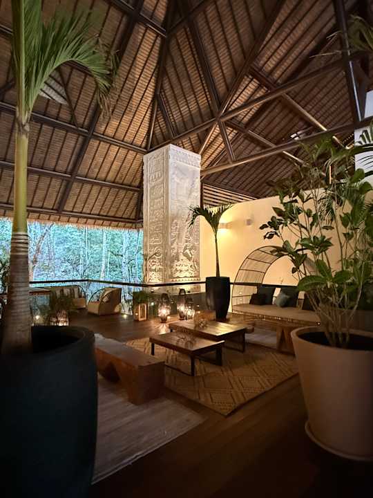 Lobby Hotel Mundo Maya Calakmul