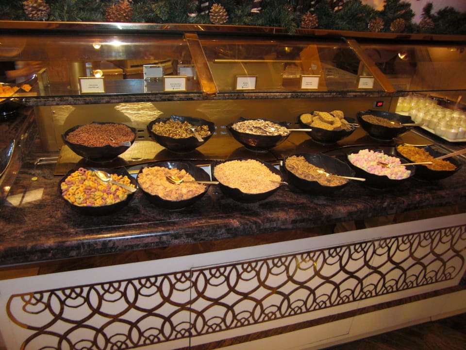 Frühstücksbuffet Emirates Palace Mandarin Oriental