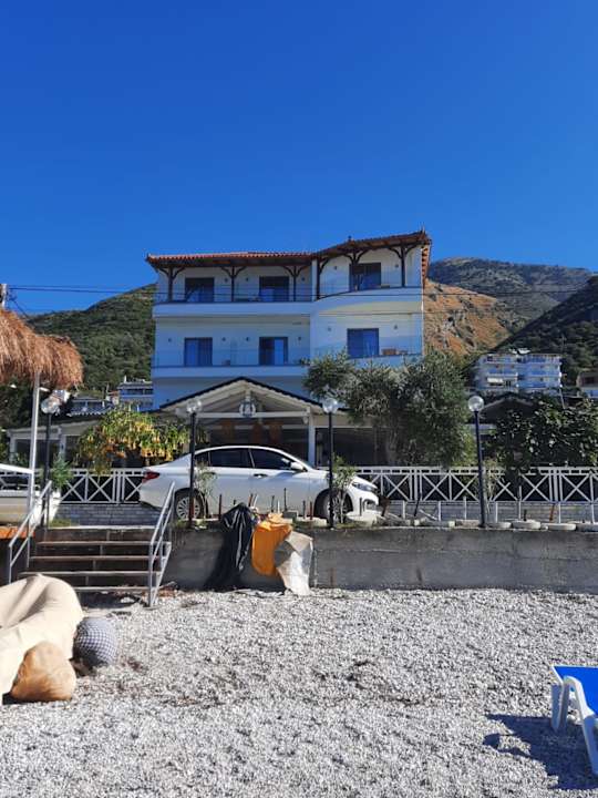 Außenansicht Hotel Take