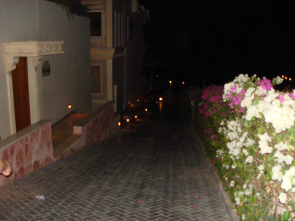 Weg hinunter zum Strand/Meer Hotel Xperience Sea Breeze Resort