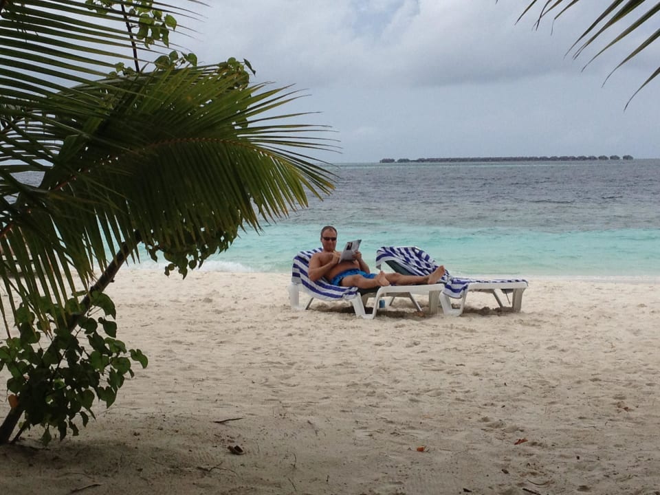 Strandabschnitt bei Nr 210 Vilamendhoo Island Resort & Spa