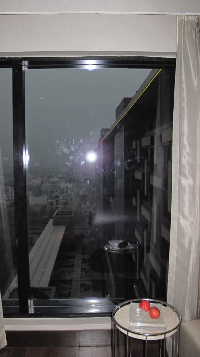 Ausblick aus dem Zimmer The Leela Ambience Convention Hotel Delhi