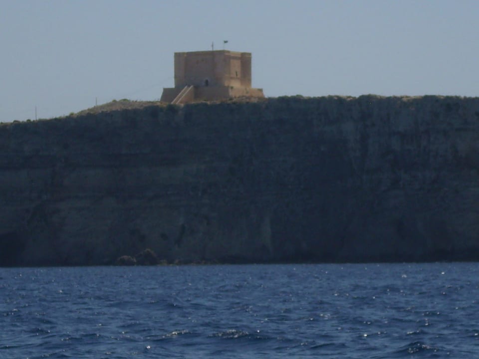 Maltesser Turm , nahe Hotel Comino Comino Hotel & Bungalows