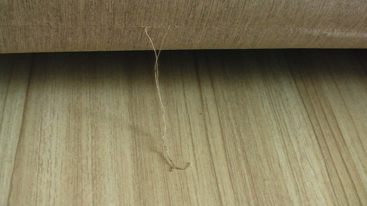 Unterbett - Fransen hängen herum  Hotel Phuket Merlin