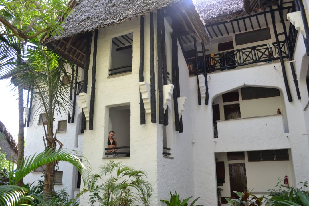 Eingang ins Gebäude  Hotel Papillon Lagoon Reef