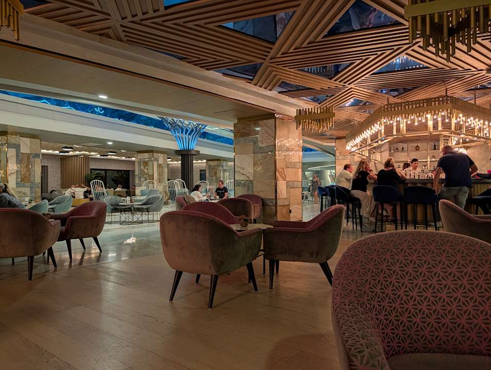 Gastro Royal Wings Hotel