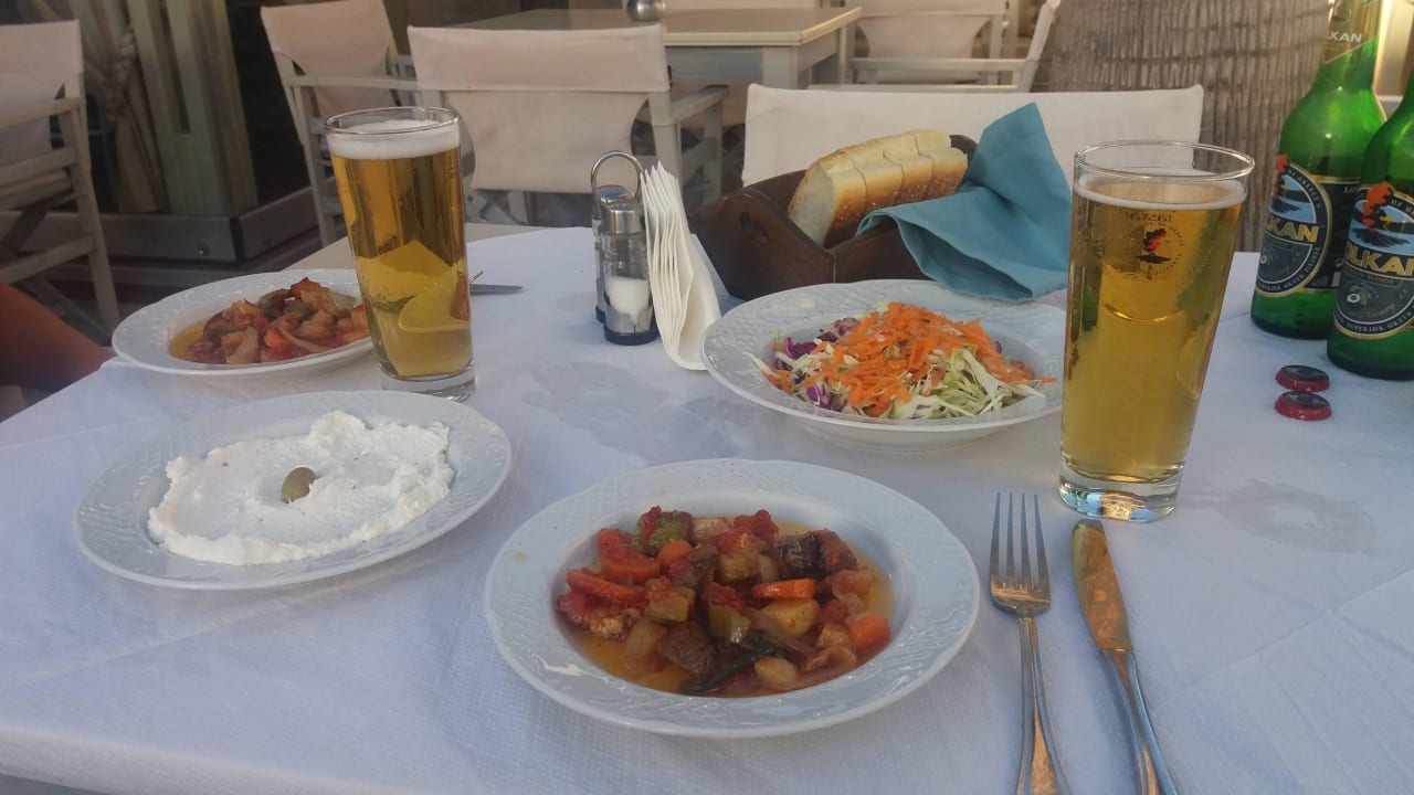 Vorspeisen des 4 Gängemenüs Hotel Mathios Village