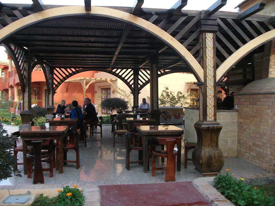 Tolle Bar im neuen 400er Bereich Pickalbatros Alf Leila Wa Leila Resort - Neverland Hurghada