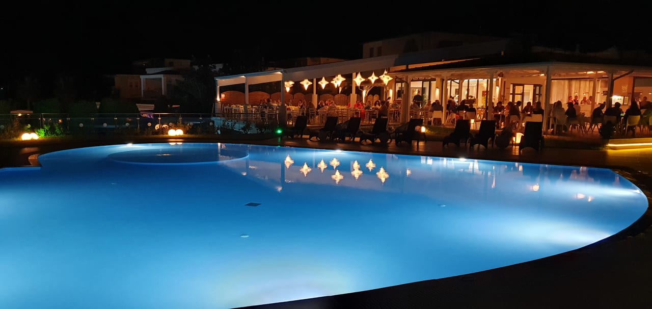 Pool Istion Club & Spa