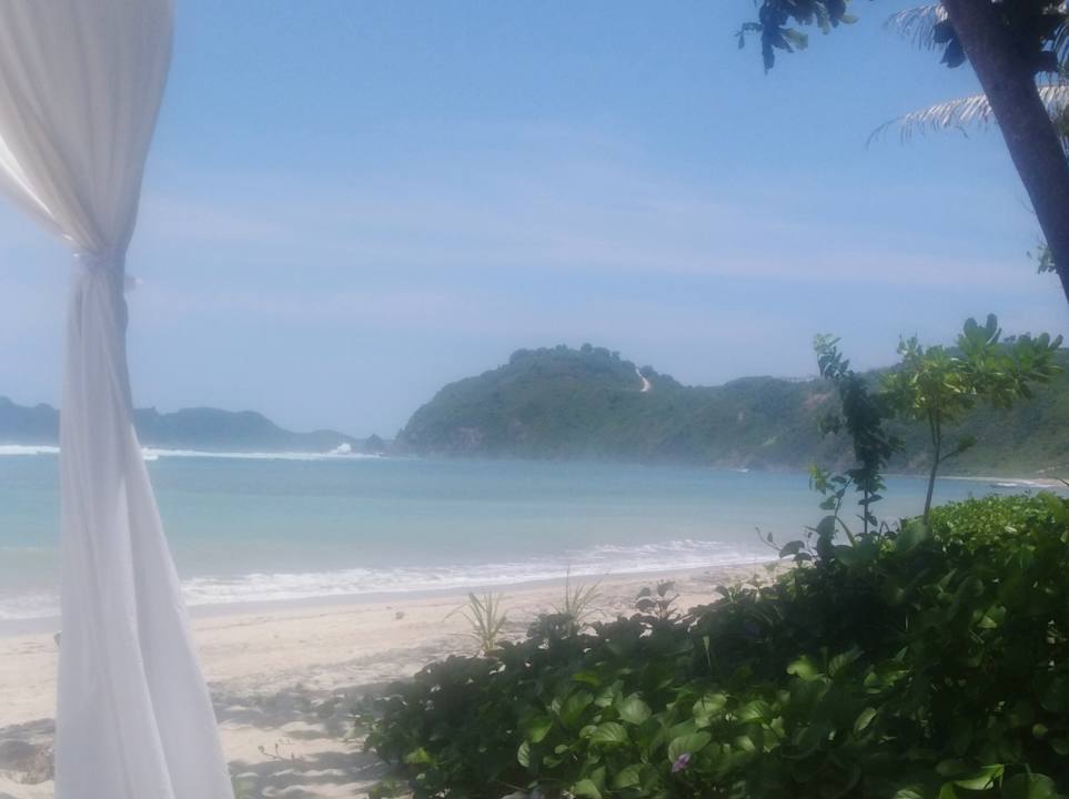 Strand Amber Lombok Beach Resort