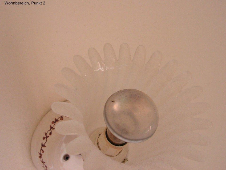 Schmutzige Lampen Residence Eden