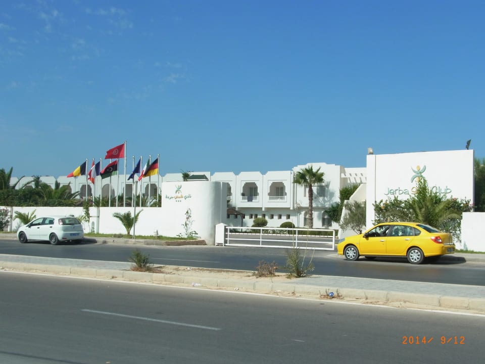 Eingang zum Hotel Djerba Sun Beach Hotel & Spa
