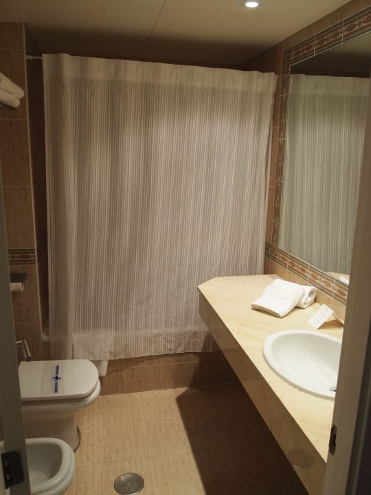 Номер FERGUS Style Cala Blanca Suites