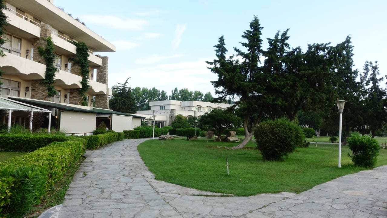 Gartenanlage Hotel Athos Palace