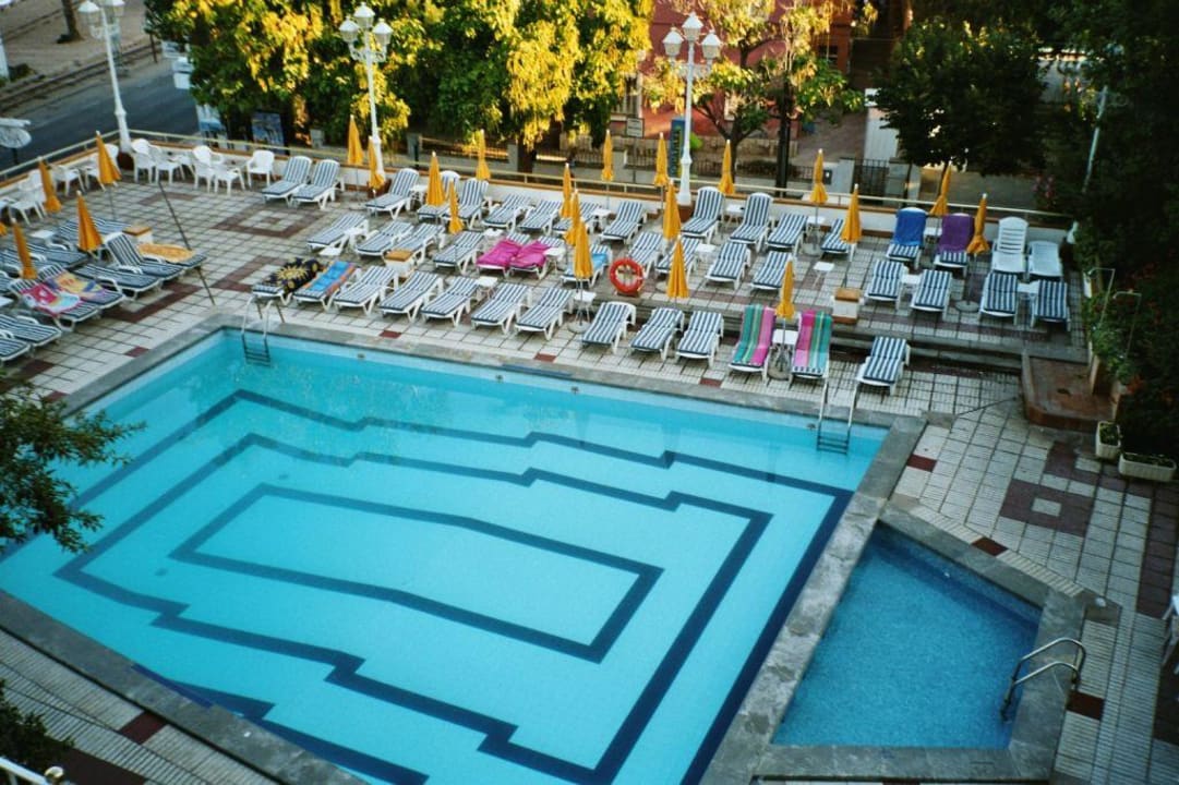 Der Pool vom Hotel - klein aber fein Hotel Eden Soller