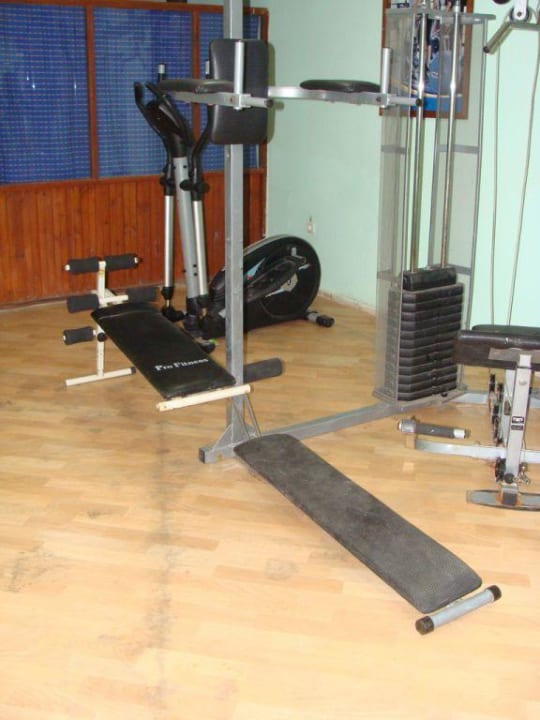 Unbenutzbare Fitneßgeräte Golden Beach Bodrum