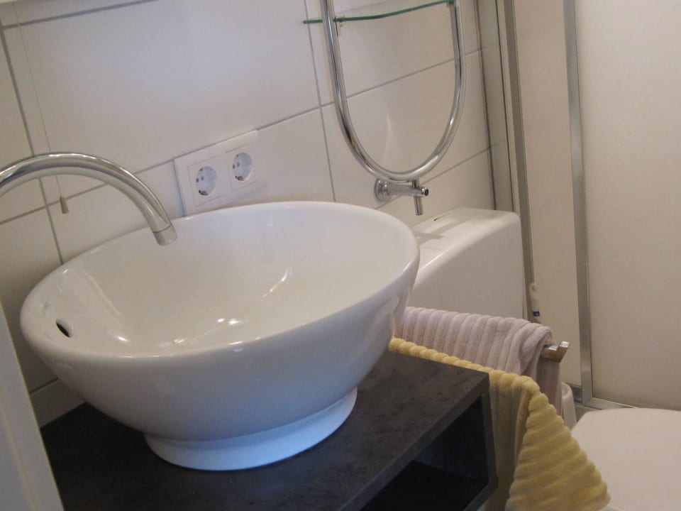 Bad, Waschbecken Hotel Lahnromantik