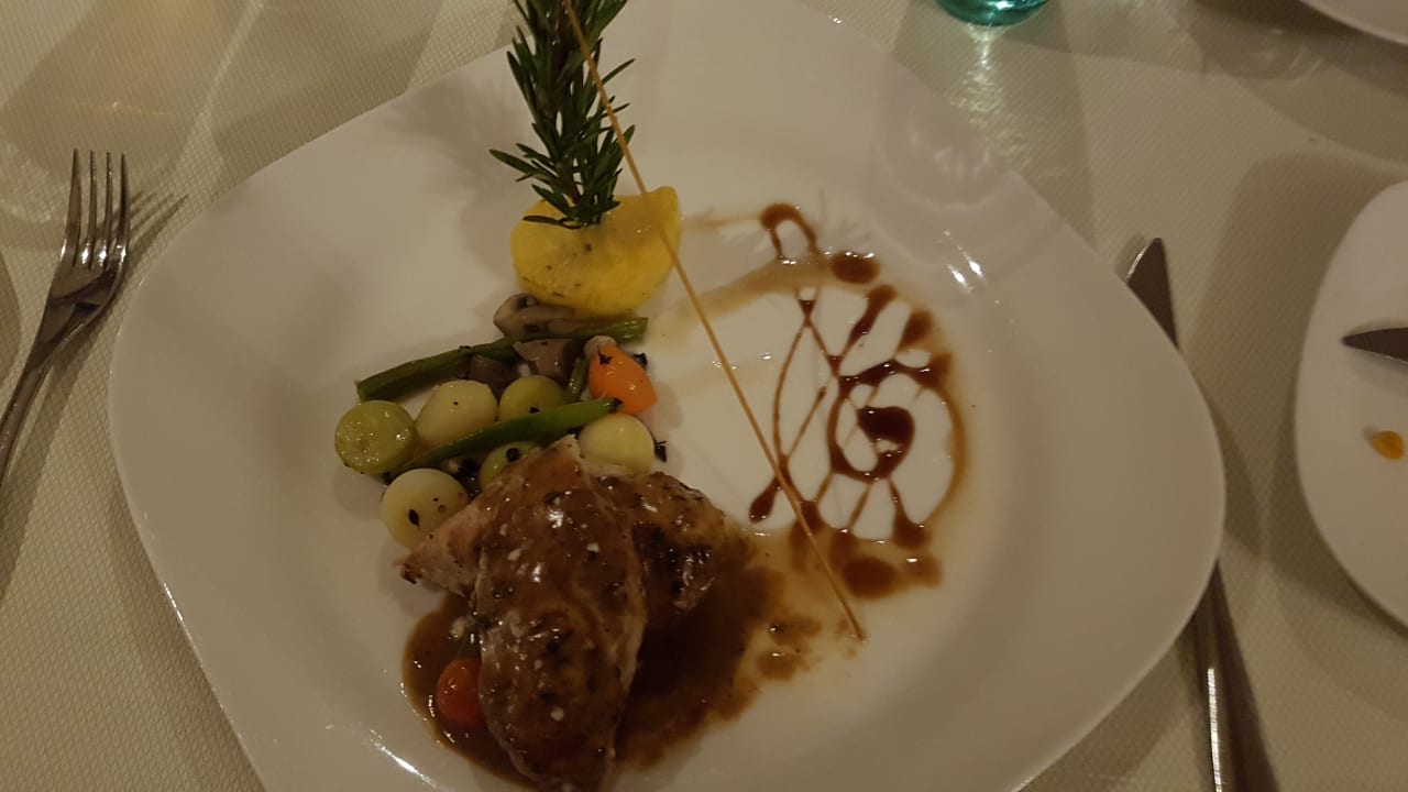 Gastro Premier Le Reve Hotel & Spa