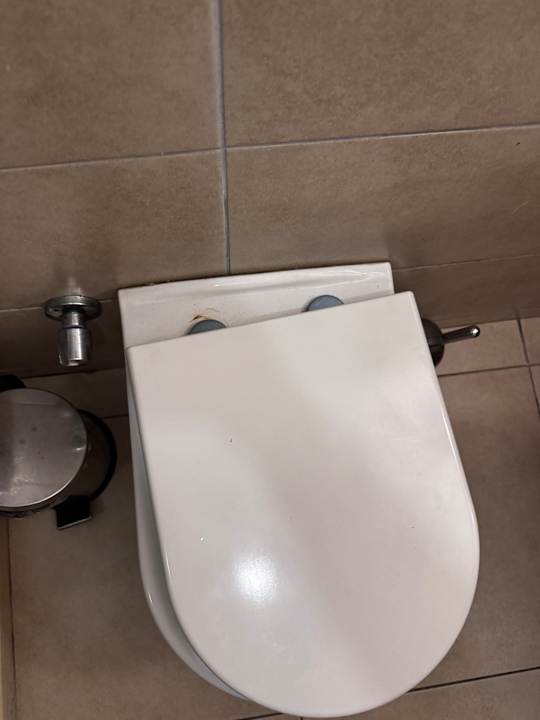 Zimmer Well Palace Side