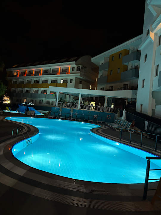 Pool Hane Family Resort