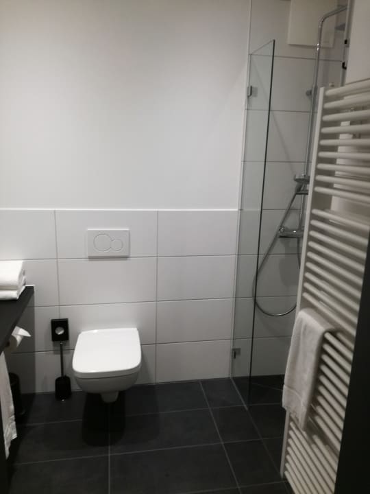 Zimmer ECOME Hotel