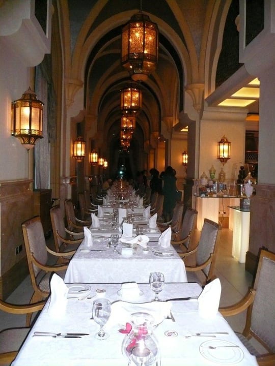 Restaurant Le Vendôme Emirates Palace Mandarin Oriental