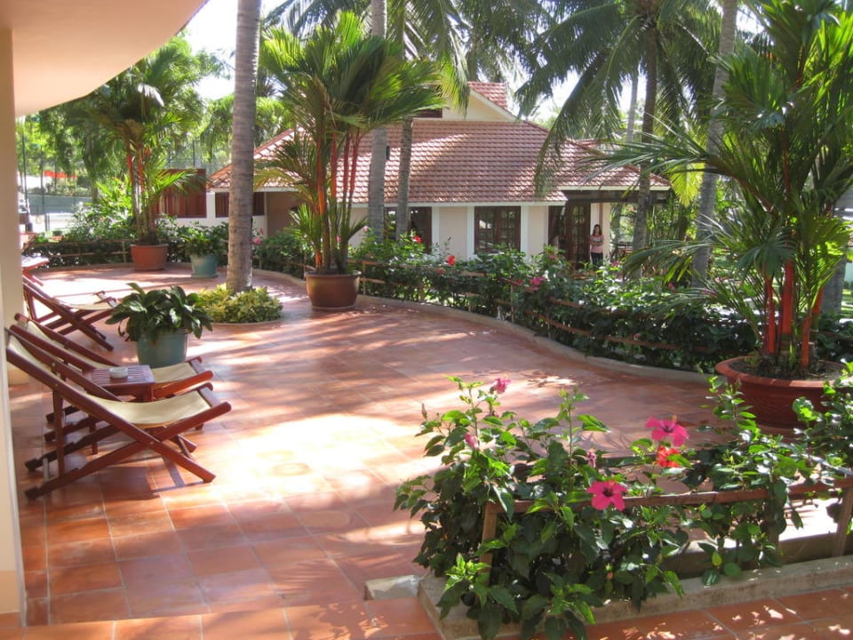 Die Terrasse im Erdgeschoss Phu Hai Beach Resort & Spa Phan Thiet