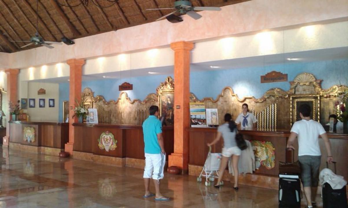 Lobby des Quetzal Iberostar Waves Tucan