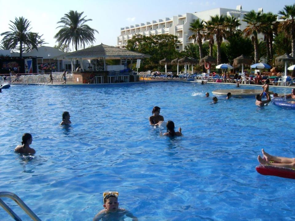 Pool Grand Palladium White Island Resort & Spa