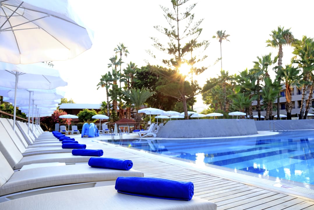 Pool Labranda Alantur Resort