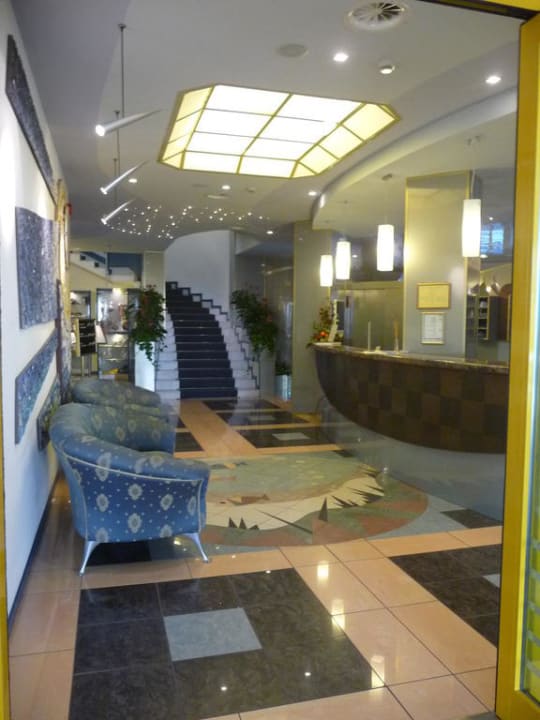 Eingangsbereich Hotel Luna Hotel Luna