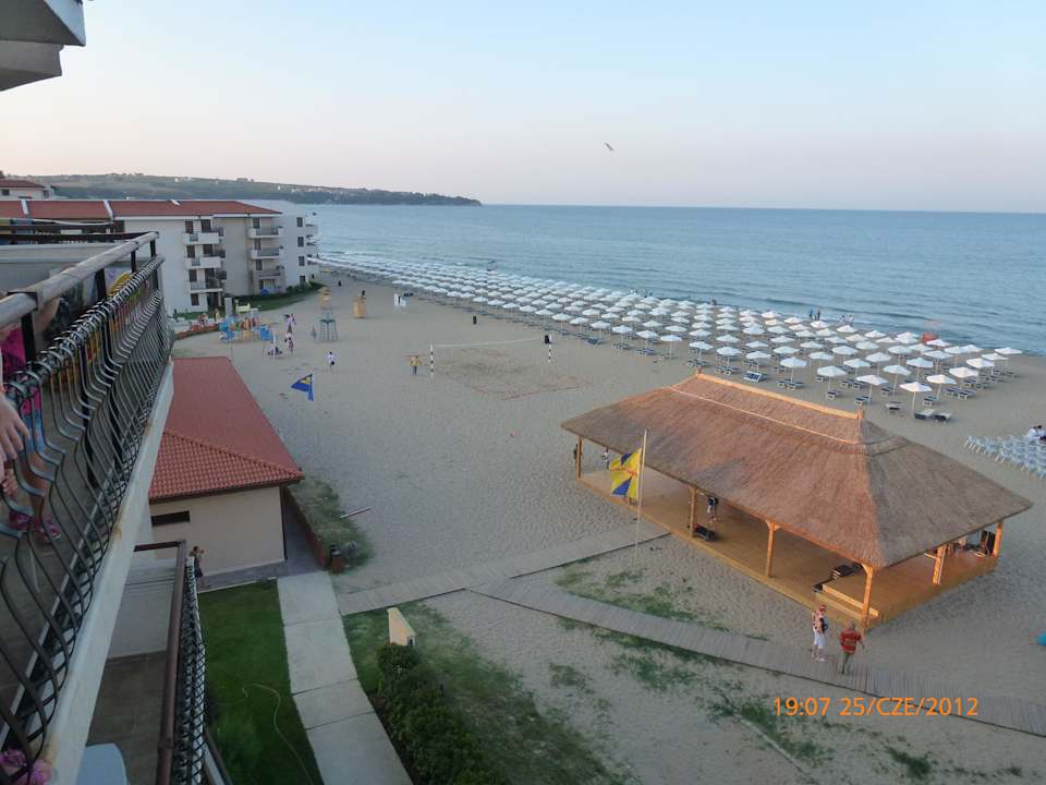Widok z pokoju HVD Clubhotel Miramar
