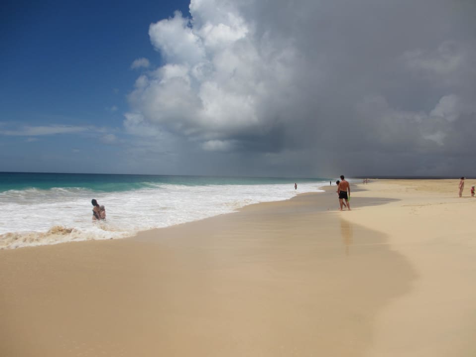 Strand und Wellen Hotel Riu Touareg
