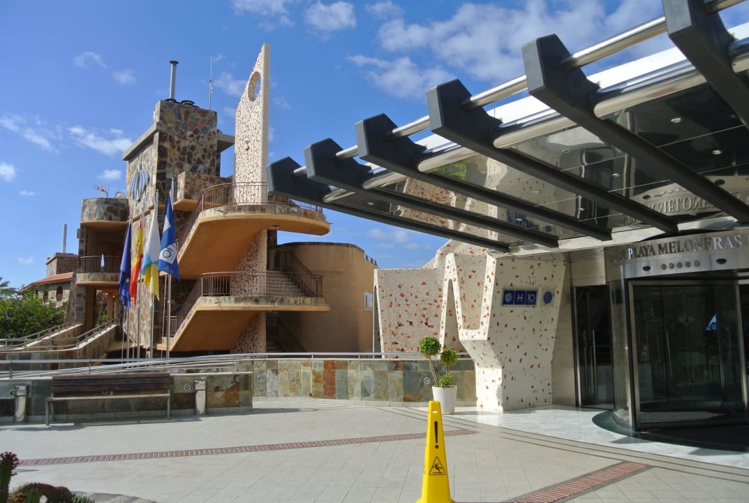 Hoteleingang H10 Playa Meloneras Horizons Collection