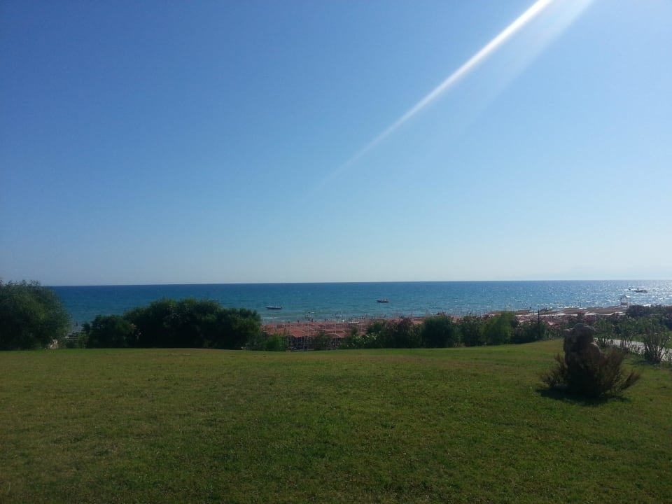 Ausblick von der Strandbar Alba Queen Hotel