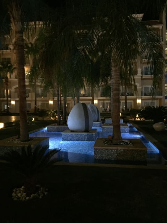 Pool Premier Le Reve Hotel & Spa