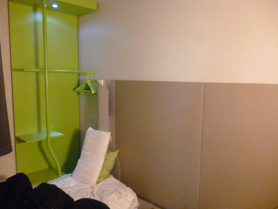 Mały pokój Hotel Campanile Lyon Part Dieu