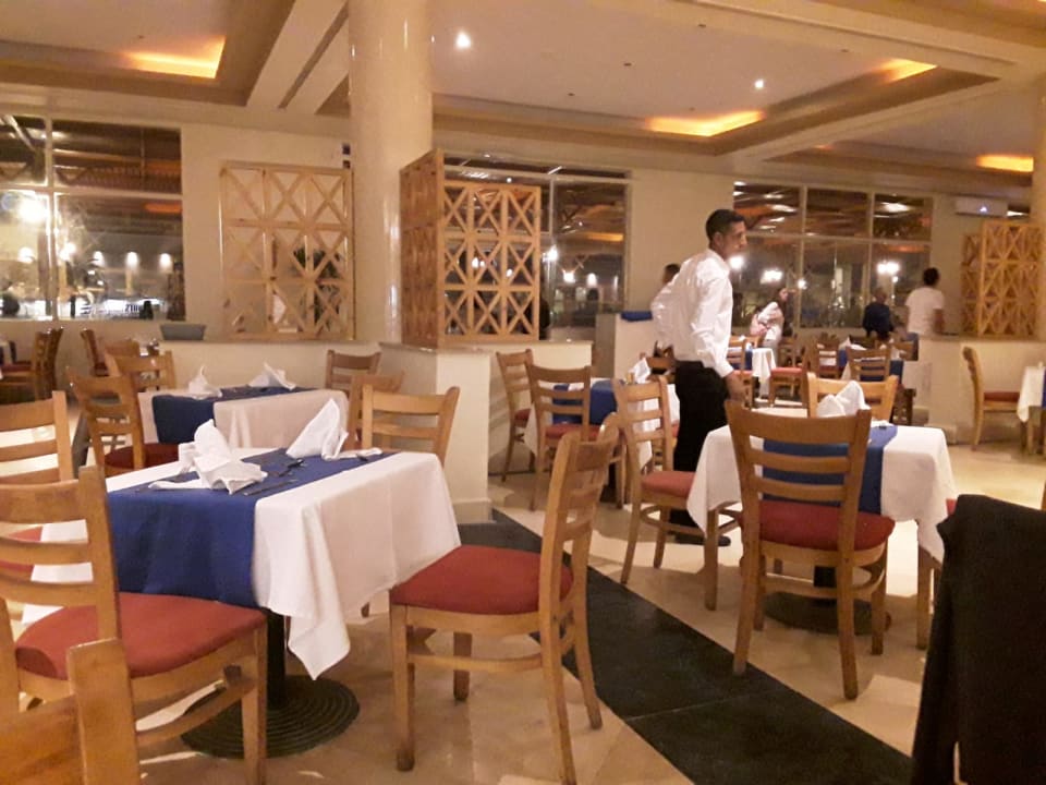 Gastro Three Corners Sea Beach Resort