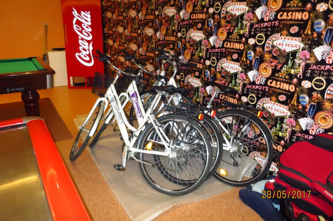 Sonstiges Azura Deluxe Resort & Spa Hotel