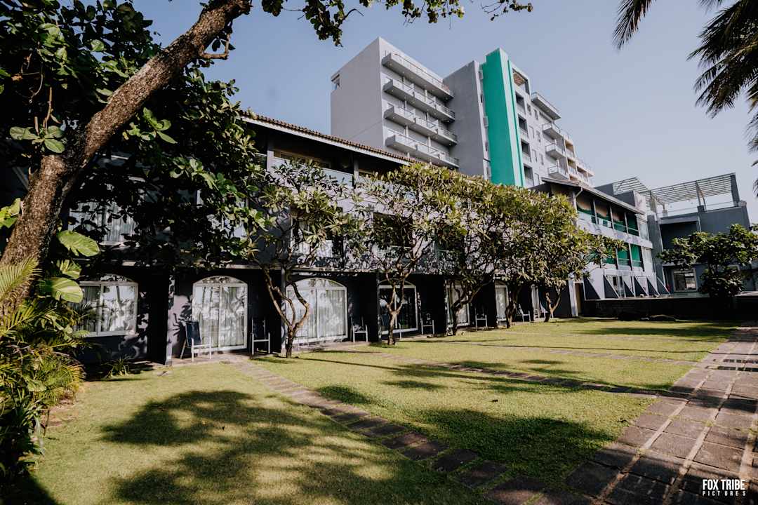 Außenansicht Earls Regent Negombo