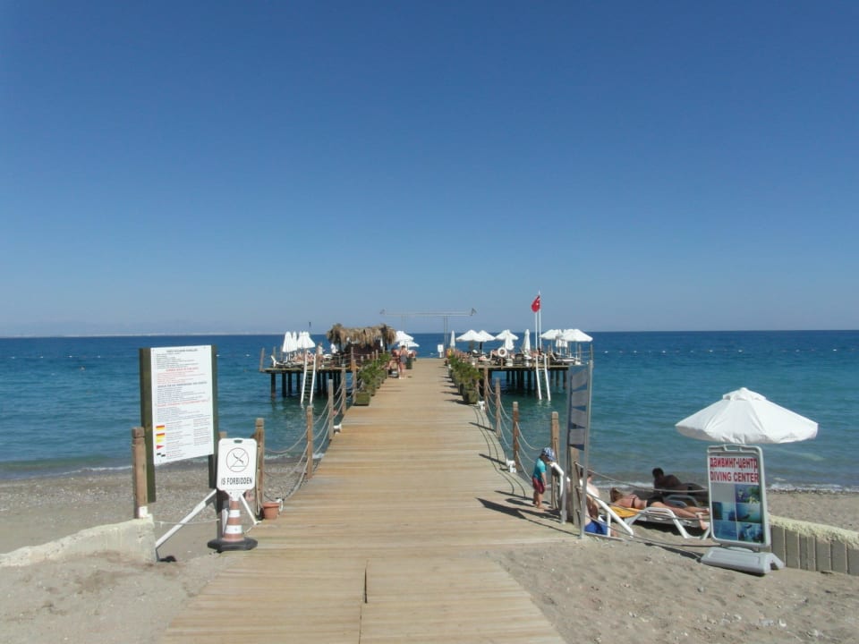 Badesteg Crystal Flora Beach Resort