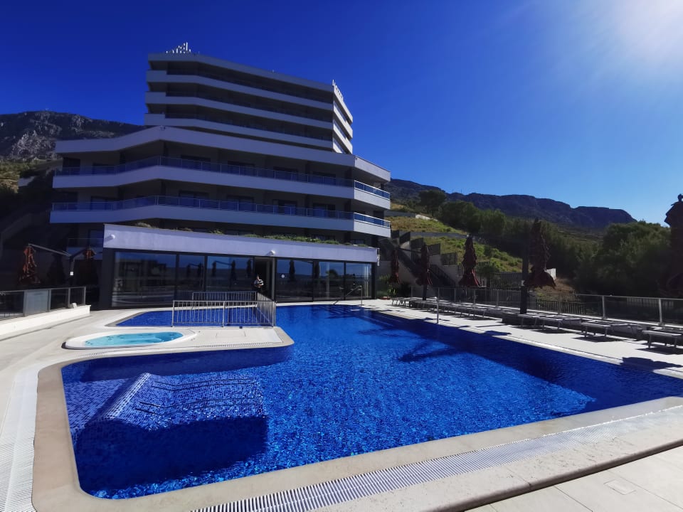 Pool Hotel Plaza Duce