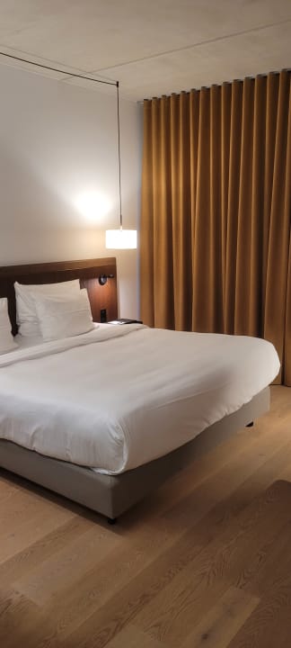 Zimmer Karl August - a Neighborhood Hotel