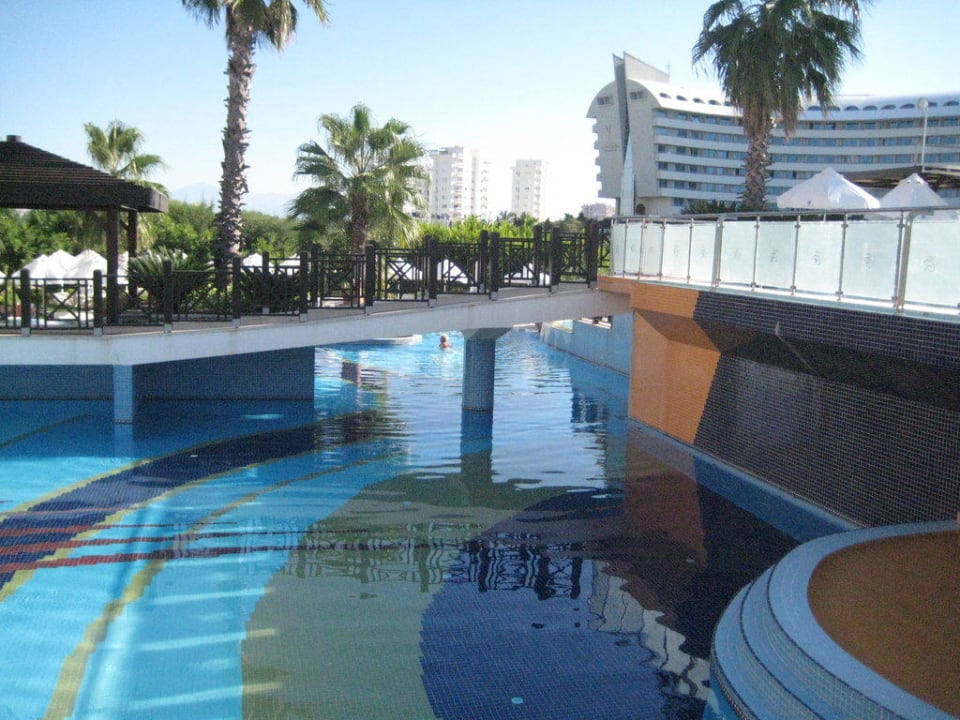 Poollandschaft Fame Residence Lara & Spa
