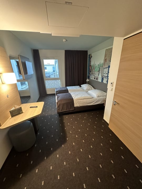 Zimmer B&B Hotel Marburg