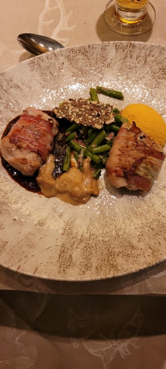 Gastro Hotel Weisses Lamm