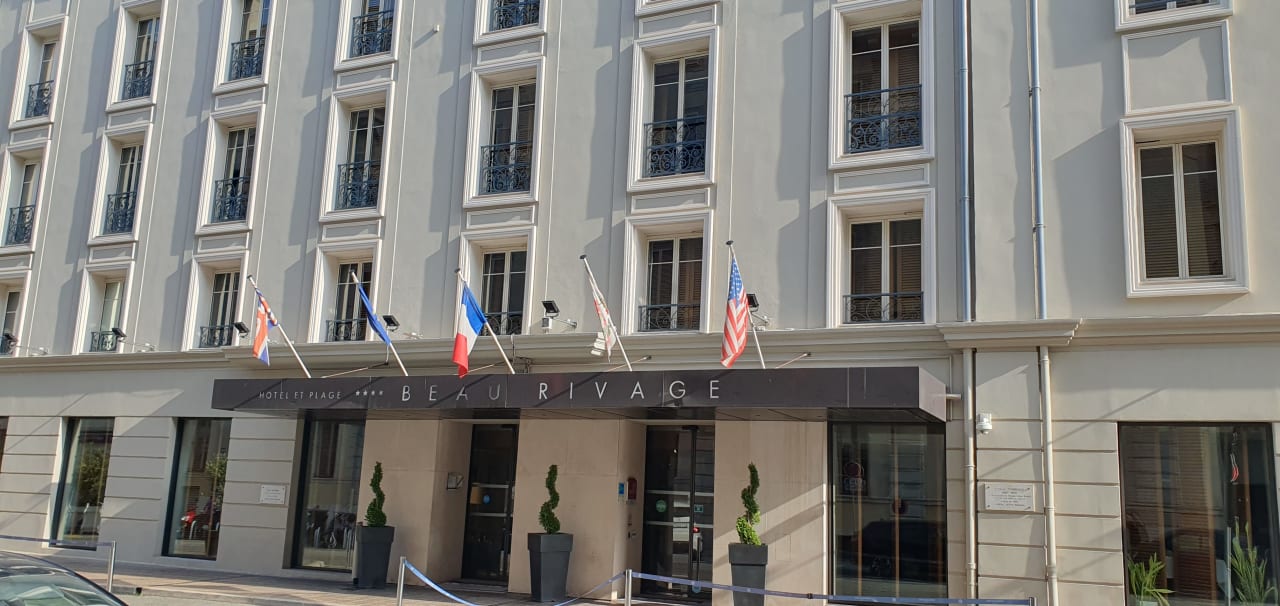 Außenansicht Hotel Beau Rivage