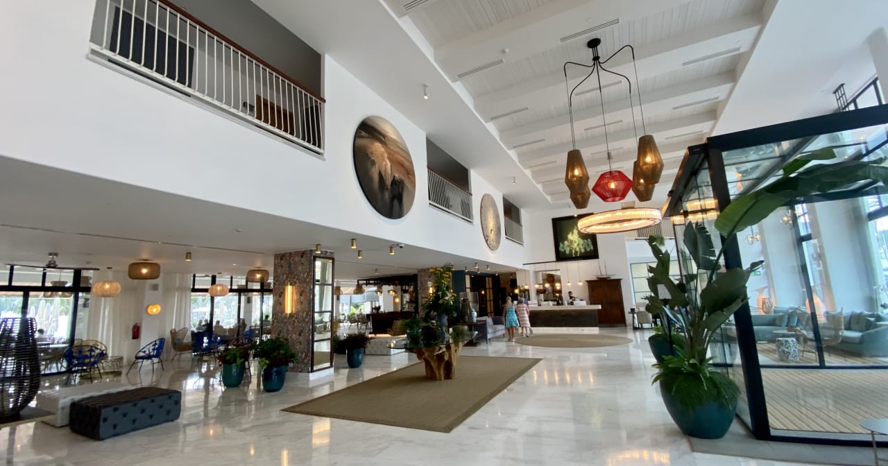 Lobby Hotel Fariones
